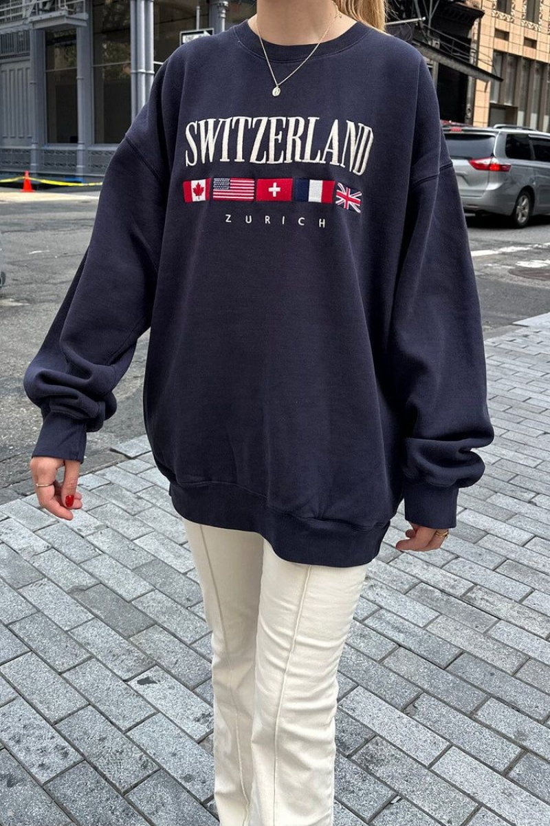 Sweatshirt Brandy Melville Erica Switzerland Flag Bleu Marine | USP-65327148